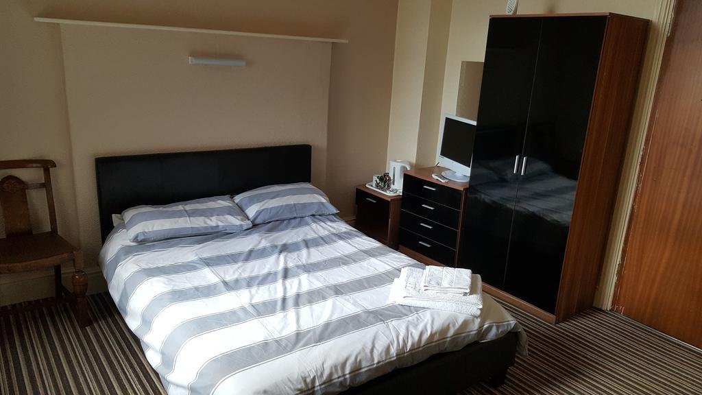The Lodge Guest Accommodation Barrow-in-Furness Exteriér fotografie